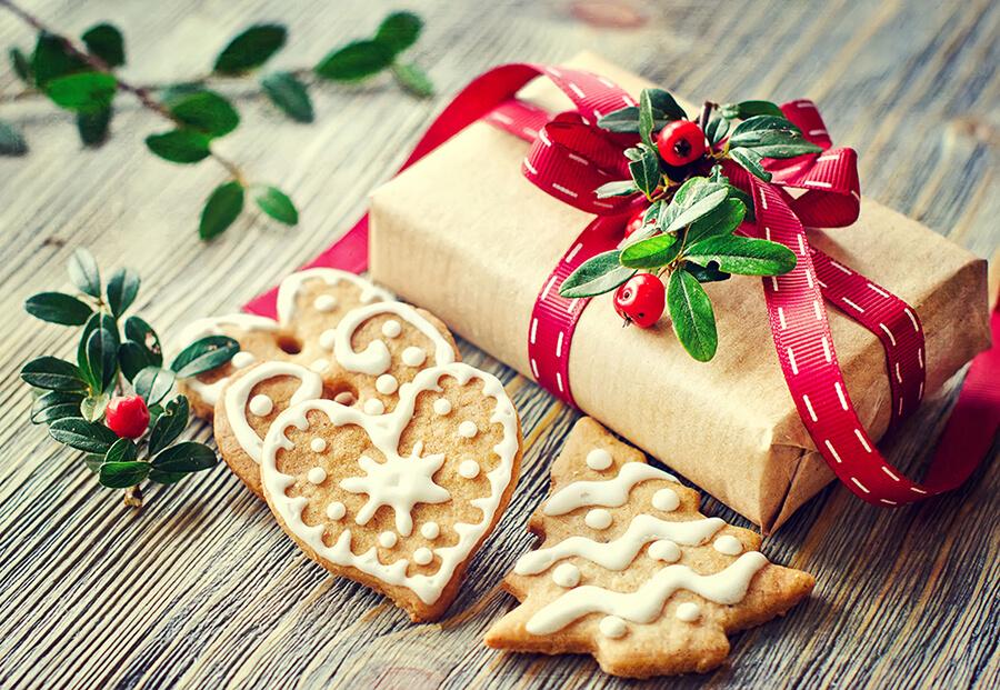 Incarta i tuoi regali con la carta del giornale (o quella del pane), fai un  piccolo gesto per un Natale più green - greenMe