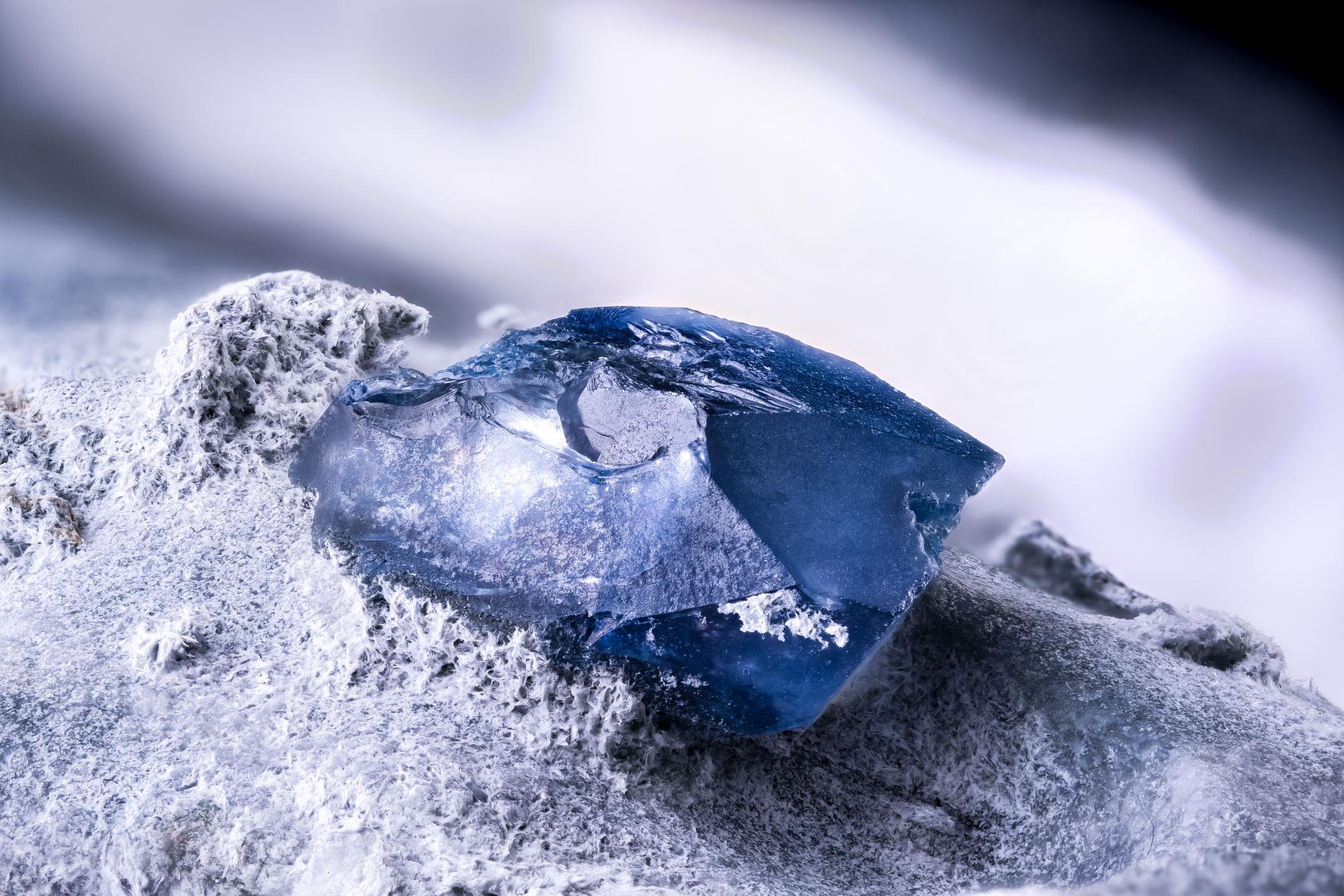 benitoite benitoite