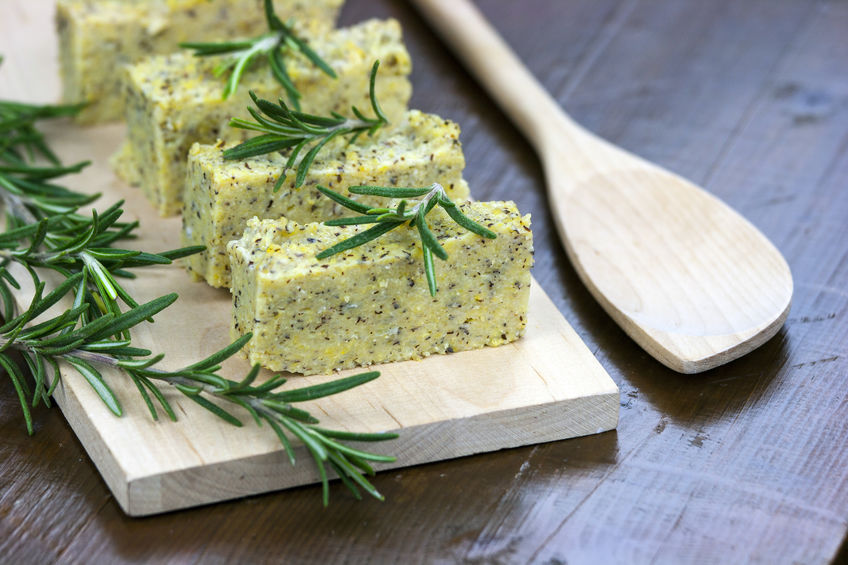 Polenta taragna, la ricetta senza formaggio - Cure-Naturali.it